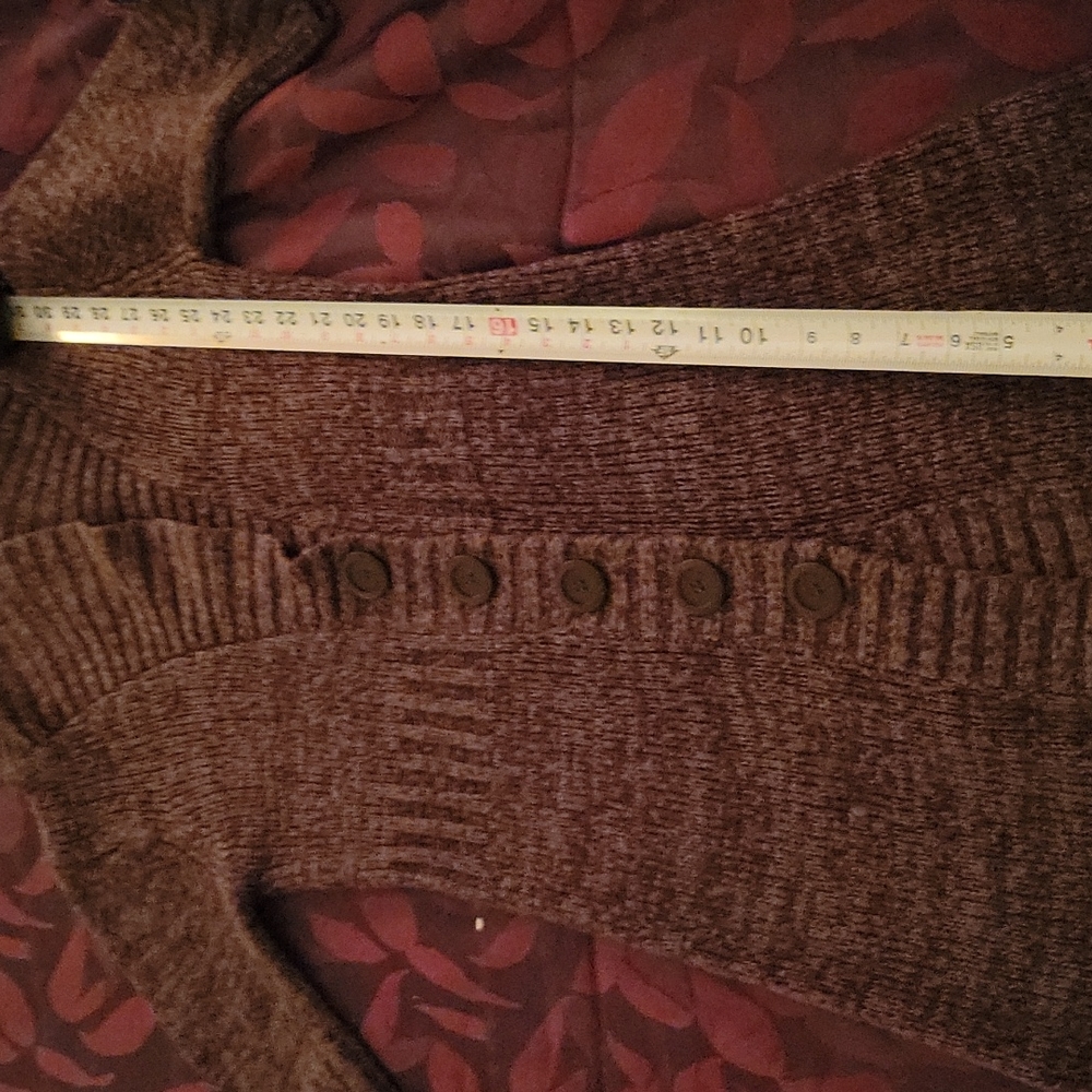 Sweater - Picture 5 of 8